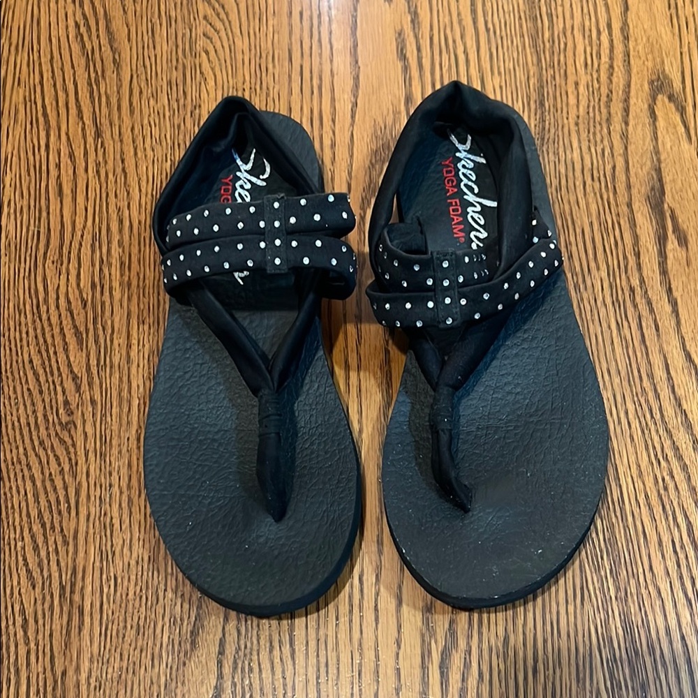 Skechers Black Yoga Foam Sandals with Stud Accents
